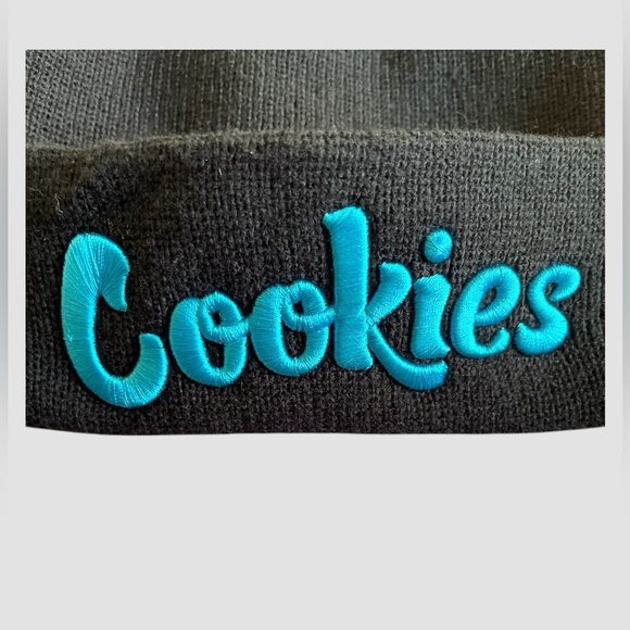 Cookies Beanie, Cookies Blue Embroidered, Unisex, Warm, One Size Fits All NWOT - Picture 2 of 5